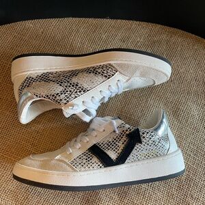 Vans Remedy Silver Snake Skin Sneakers - Ladies 7.5